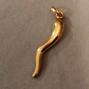 10K Yellow Gold Italian Horn Pendant Italian Horn  1″